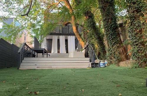 Anacostia House | Large and Spacious Urban Oasis in Historic Home, Pet Friendly