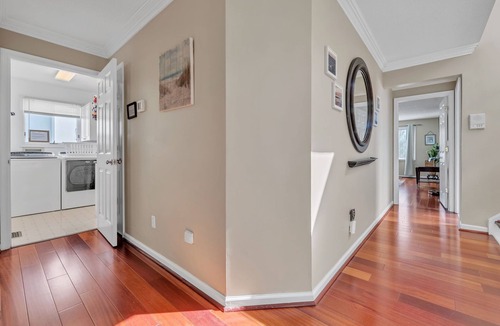 Croatan Beach House | Large Beach Home across the street from Oceanfront in Virginia Beach