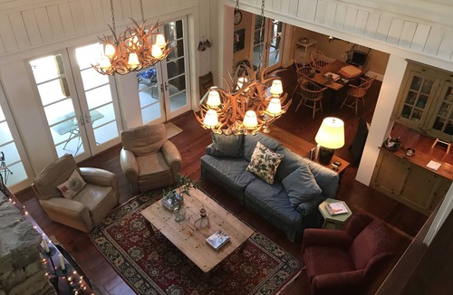 Lavonia House | Large Home Deep Water Close to I-85 Pet Friendly Clemson/UGA Convenient