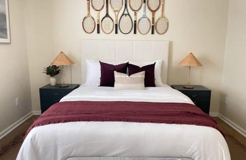 Whitemarsh Island House | Large Home Sleeps 10 Beach & Downtown Dog Heaven