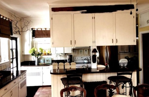 Newberry House | Large late1800's home within walking distance to Opera House and downtown.