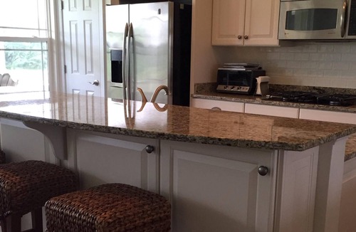 Cambridge House | Large Luxury Townhouse with Elevator adjacent to the Chesapeake Hyatt