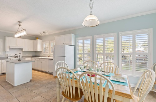 Folly Beach House | Large Southern Beach Home - Game Room - Short Walk to Beach - Lot of Amenities- Palms II