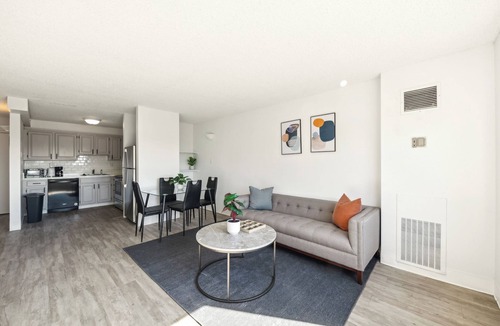 Richmond Apartment | Legacy at Imperial Village 516 I 2 Bed 2 Bath