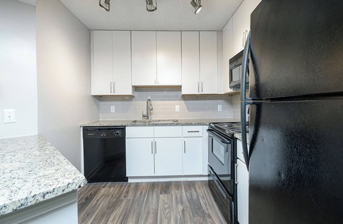 North Buckhead Apartment | Lenox Park - Cozy 1-bedroom Corporate Apartment