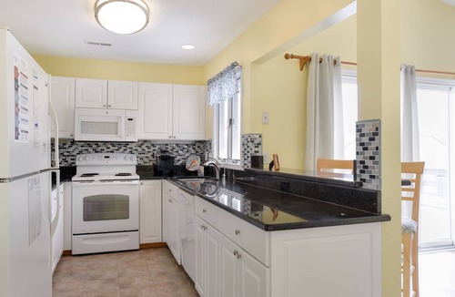 Corolla Light House | Let Me Count The Waves: Oceanside Townhome, Spa