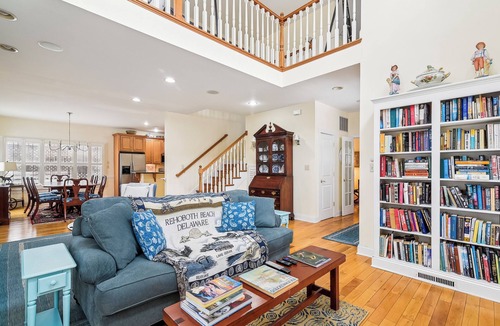 Lewes House | Linens Included! Private Pool! Hot tub! Book Today! Off Season Mini Weeks!