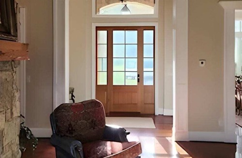 Altamont House | Linville Falls Luxury Cabin w/ hot tub & game room