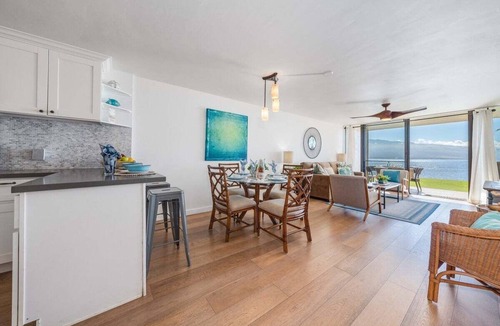 Maalaea Condo | LOA 105 2BD OceanFront Getaway w AC Pool