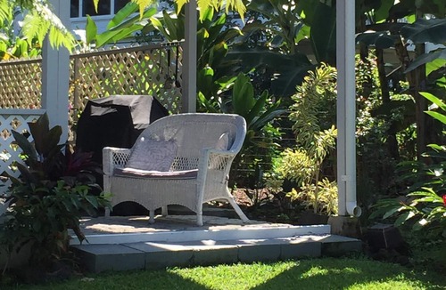 Keaukaha Apartment | Location, Location, Beautiful AC Beach Studio In Hilo; Few Steps from Beach Cove