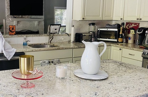 Belle Haven House | Location Location, spacious 5Br 4 bath house in oldtown w/hot tub & firepit.