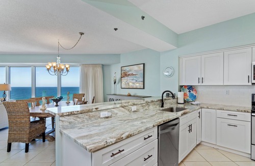 Sandestin Condo | Location! Location! Location! 3BD/3BTH Beachfront Tops'l Tides 1306