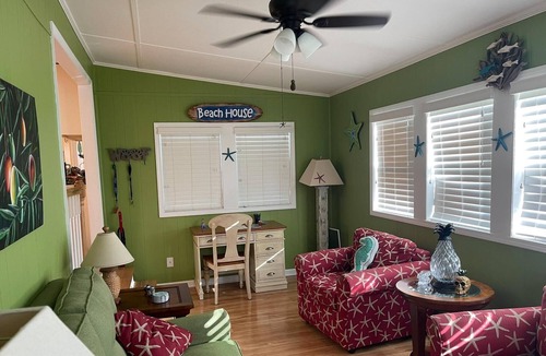 Garden City Cottage | Lovely 2 bedroom 2 bath Rhea Cottage in Oceanside Village