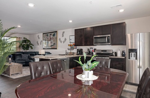Cambridge House | Lovely 3-bedroom house AC WiFi in the charming Cambridge, Great Location!