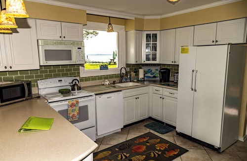 Urbanna Cottage | Lovely 3 BR, Rappahannock Riverfront Retreat in Picturesque Urbanna
