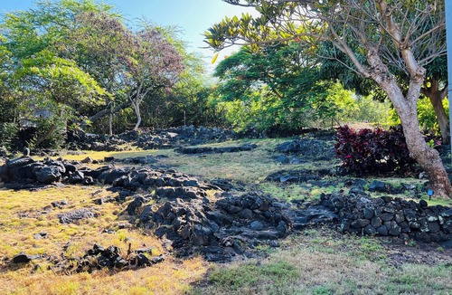 Kahaluu Bay House | Lovely 4-bedroom 3-bath house in Kailua-Kona Hawaii.