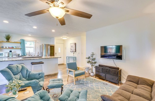 Kailua-Kona Cottage | Lovely Kailua-kona Home ~ 2 Mi to Town & Beach!