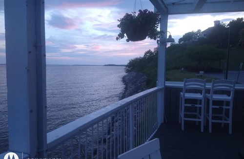 Kingsmill Apartment | Lovely large room by river in "Kingsmill on the James"