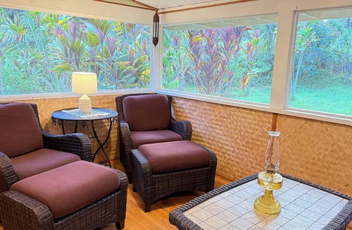 Pahoa House | Lovely Ohana Close to Beaches