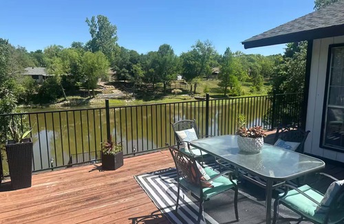Windsor Hills House | Low Summer rates, Pond views , SLPS 12
