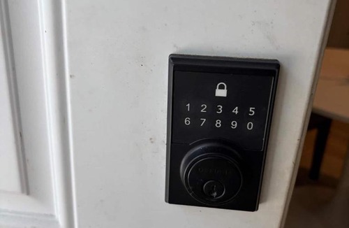 Hanover House | Lower level 1BR Guest Suite wparking near BWI