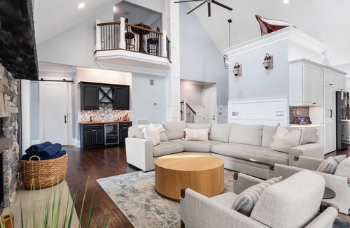 Mayhew House | Lucent Sunset Retreat w/Heated Pool & Game Room