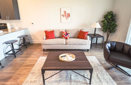 Pflugerville Apartment | Lux Apt packed with Amenities!