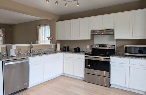 McKinney House | Lux Mins To Tesla St Davids Medical Long Center