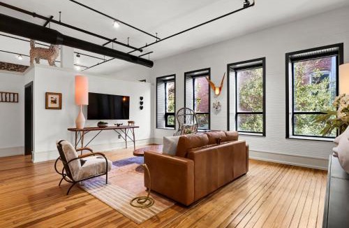 Downtown Wilmington House | Luxe 220 Suite 5
