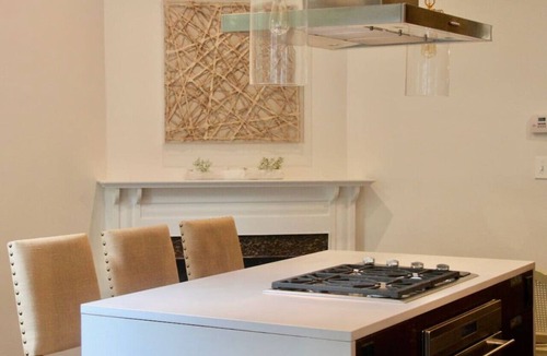 Capitol Hill Villa | Luxe 5BR/3BA, 2 Blks to Capitol & Metro