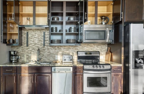 Waller Creek District Apartment | Luxe Downtown 1BR w/Gym, Deck & W/D, walk to 6th St bars, by Blueground