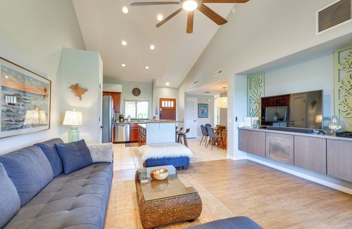 Kamuela Condo | Luxe Maunalani Resort Condo w/Pool + Beach Access