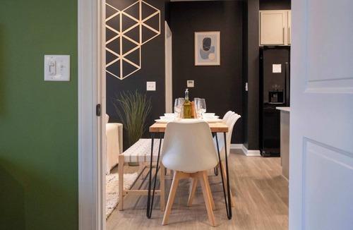 Spartanburg Apartment | Luxe Modern Loft, Great for Long Stays W/King Beds