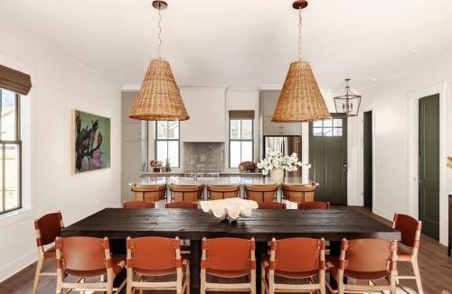 Thunderbolt House | Luxurious Savannah Retreat Private Pool & Spa