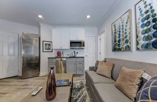 Dupont Circle Bed & Breakfast | Luxury 1BR Suite 6 Dupont/Kalorama
