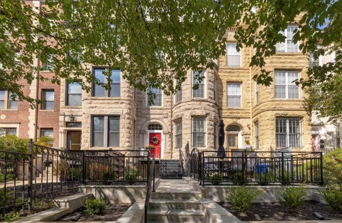 Columbia Heights Apartment | Luxury 2BR & Parking in Heart of DC - Steps to Metro
