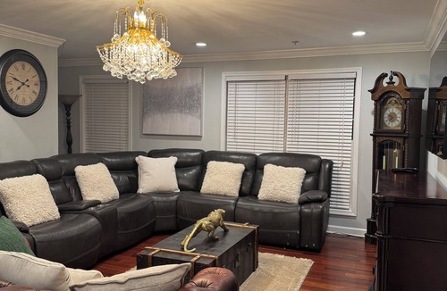 Ferndale House | Luxury 3-bed Townhome W/Modern finishes & Easy access to Baltimore &Annapolis.