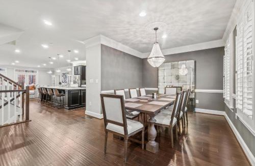 Arnold House | Luxury 3-Level Townhome Minutes to Annapolis