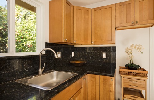 Kaimu Cottage | Luxury, AC, Adjacent to Acres of State Oceanfront Land