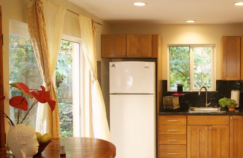 Kaimu Cottage | Luxury, AC, Adjacent to Acres of State Oceanfront Land