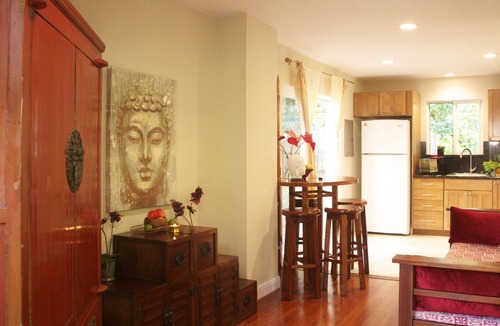 Kaimu Cottage | Luxury, AC, Adjacent to Acres of State Oceanfront Land
