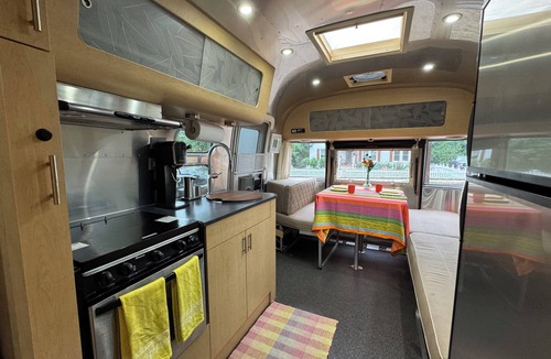 Concord House | Luxury Airstream Retreat with Fire Pit & French Breakfast