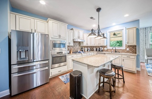 Mount Mourne House | Luxury Concord Retreat | Spacious Home with Hot Tub, Game Room, Pool Table, Fire Pit, Grill & More!