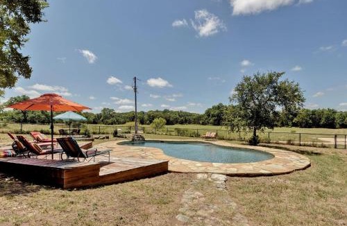Austin House | Luxury Country Cottage with Private Pool | Sleeps 16 | Perfect for Families & Groups