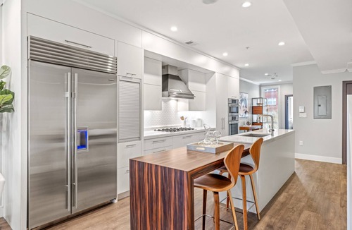 Columbia Heights Condo | Luxury DC Penthouse w/Private Rooftop Deck!