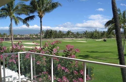 Waikoloa Condo | LUXURY F205 - VIEWS INCLUDES GOLF DISCOUNTn 2 Bdrm 2.5 Bath 5 MIN walk to BEACH