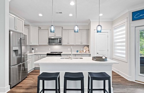 Spanish Wells House | Luxury Family Retreat with gameroom