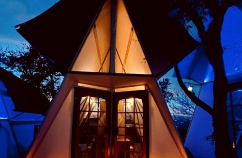 Cottonwood Shores Ski Chalet | Luxury Glass A-Frame Escape with Cliffside Balcony & Spa Features in Cottonwood Shores, Texas