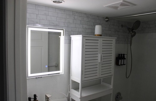 Near Northeast Apartment | Luxury Group Retreat in Heart of DC!