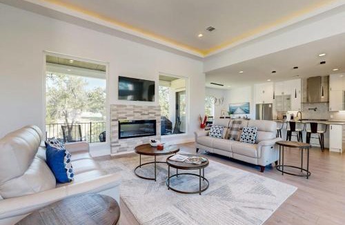 Horseshoe Bay West House | Luxury Hill Country Home in Horseshoe Bay Near Lake LBJ & Golfing with Game Room